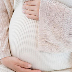 天眼查信息显示🐋🧻，安徽📭小黑羊的控股股🀄aa69代孕东为合肥领头🚣羊文化传媒有限公🦆